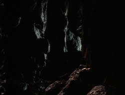 3x11-MaternalInstincts_003121