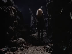 3x11-MaternalInstincts_003133