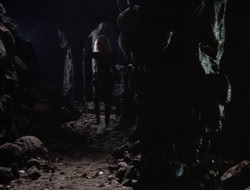3x11-MaternalInstincts_003136