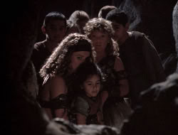 3x11-MaternalInstincts_003143