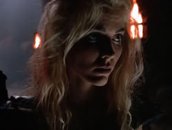 3x11-MaternalInstincts_003158