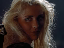 3x11-MaternalInstincts_003174