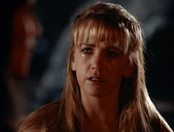 3x11-MaternalInstincts_003770