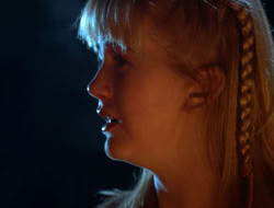 3x11-MaternalInstincts_003844