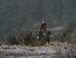 extant_XenaWarriorPrincess_4x01-AdventuresInTheSinTrade_00535