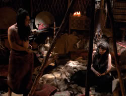 extant_XenaWarriorPrincess_4x01-AdventuresInTheSinTrade_00714