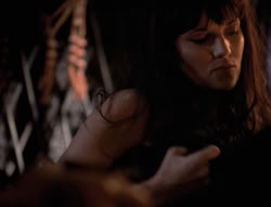 extant_XenaWarriorPrincess_4x01-AdventuresInTheSinTrade_00762