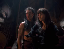 extant_XenaWarriorPrincess_4x01-AdventuresInTheSinTrade_00834