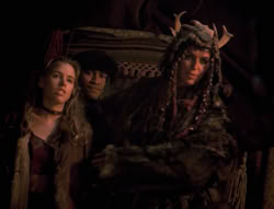 extant_XenaWarriorPrincess_4x01-AdventuresInTheSinTrade_00852