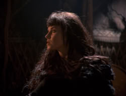 extant_XenaWarriorPrincess_4x01-AdventuresInTheSinTrade_00914