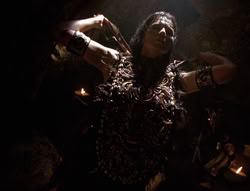 extant_XenaWarriorPrincess_4x01-AdventuresInTheSinTrade_00970
