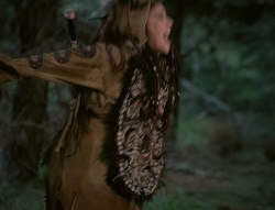 extant_XenaWarriorPrincess_4x01-AdventuresInTheSinTrade_01257