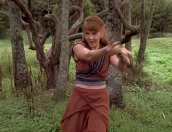 extant_XenaWarriorPrincess_4x01-AdventuresInTheSinTrade_01386