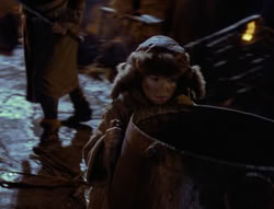 extant_XenaWarriorPrincess_4x01-AdventuresInTheSinTrade_01484