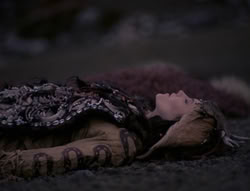 extant_XenaWarriorPrincess_4x01-AdventuresInTheSinTrade_01794