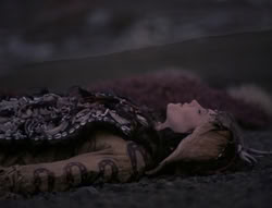 extant_XenaWarriorPrincess_4x01-AdventuresInTheSinTrade_01795