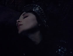 extant_XenaWarriorPrincess_4x01-AdventuresInTheSinTrade_01972