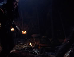extant_XenaWarriorPrincess_4x01-AdventuresInTheSinTrade_01994