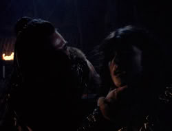 extant_XenaWarriorPrincess_4x01-AdventuresInTheSinTrade_02002