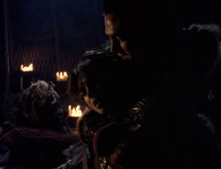 extant_XenaWarriorPrincess_4x01-AdventuresInTheSinTrade_02016