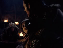 extant_XenaWarriorPrincess_4x01-AdventuresInTheSinTrade_02024