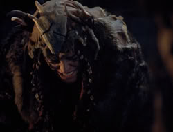 extant_XenaWarriorPrincess_4x01-AdventuresInTheSinTrade_02030