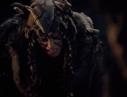 extant_XenaWarriorPrincess_4x01-AdventuresInTheSinTrade_02031