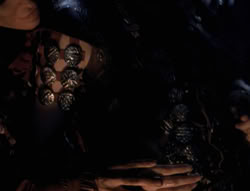 extant_XenaWarriorPrincess_4x01-AdventuresInTheSinTrade_02527