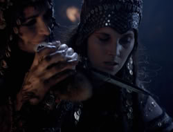 extant_XenaWarriorPrincess_4x01-AdventuresInTheSinTrade_02534