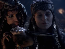 extant_XenaWarriorPrincess_4x01-AdventuresInTheSinTrade_02539