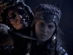 extant_XenaWarriorPrincess_4x01-AdventuresInTheSinTrade_02557