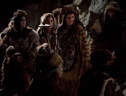 extant_XenaWarriorPrincess_4x01-AdventuresInTheSinTrade_02913