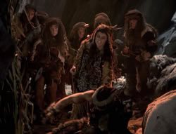 extant_XenaWarriorPrincess_4x01-AdventuresInTheSinTrade_02957