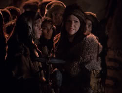 extant_XenaWarriorPrincess_4x01-AdventuresInTheSinTrade_02977