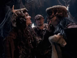 extant_XenaWarriorPrincess_4x01-AdventuresInTheSinTrade_03051