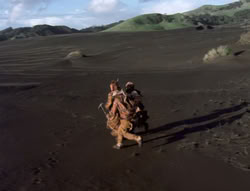 extant_XenaWarriorPrincess_4x01-AdventuresInTheSinTrade_03089