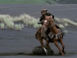 extant_XenaWarriorPrincess_4x01-AdventuresInTheSinTrade_03240