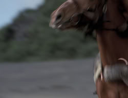 extant_XenaWarriorPrincess_4x01-AdventuresInTheSinTrade_03253