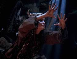 extant_XenaWarriorPrincess_4x02-AdventuresInTheSinTradeII_00847