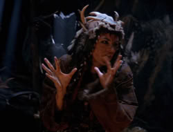 extant_XenaWarriorPrincess_4x02-AdventuresInTheSinTradeII_01047