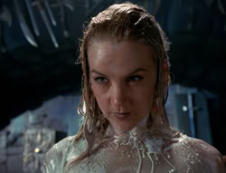 extant_XenaWarriorPrincess_4x03_AFamilyAffair_00009
