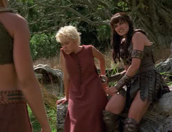 extant_XenaWarriorPrincess_4x03_AFamilyAffair_00016