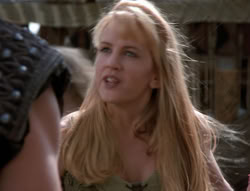 extant_XenaWarriorPrincess_4x03_AFamilyAffair_00027