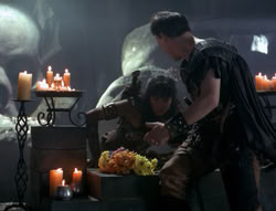 extant_XenaWarriorPrincess_4x03_AFamilyAffair_00259