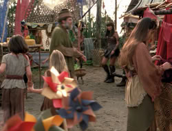 extant_XenaWarriorPrincess_4x03_AFamilyAffair_00308