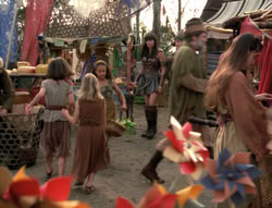 extant_XenaWarriorPrincess_4x03_AFamilyAffair_00309