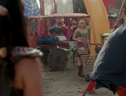 extant_XenaWarriorPrincess_4x03_AFamilyAffair_00385