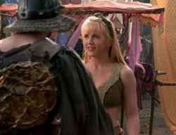 extant_XenaWarriorPrincess_4x03_AFamilyAffair_00523