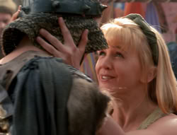 extant_XenaWarriorPrincess_4x03_AFamilyAffair_00547