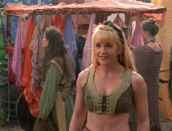 extant_XenaWarriorPrincess_4x03_AFamilyAffair_00557